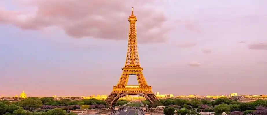 Leyendas de Europa: Torre Eiffel - París